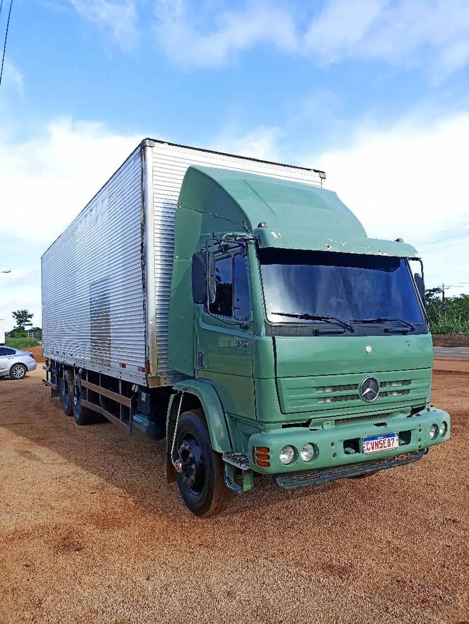 Mercedes Bens 1718 Trucado