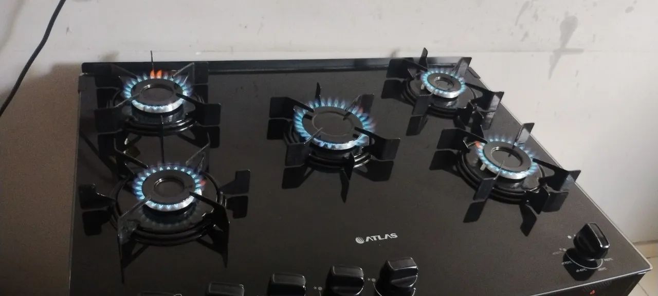 Fogão 5 bocas Atlas mesa de vidro 