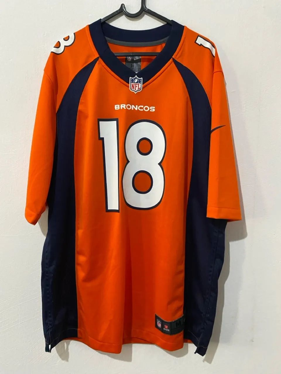 Camiseta Denver Broncos #18 - Tamanho M