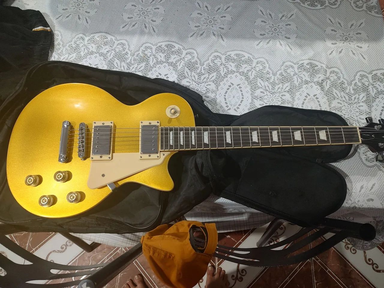 Guitarra Elétrica les paul Gold
