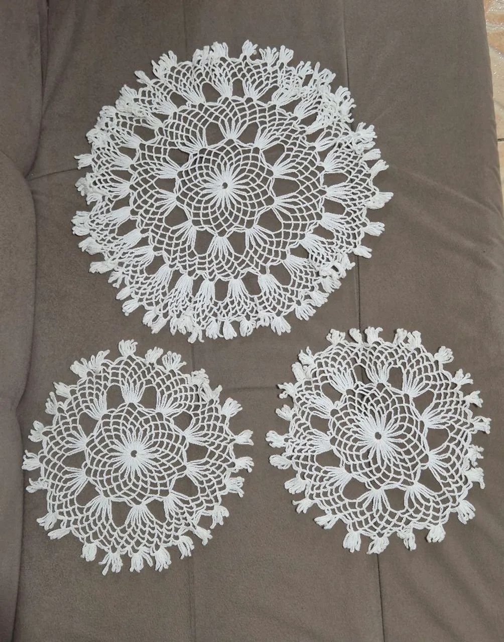Kit com 3 toalhinhas em crochê branca