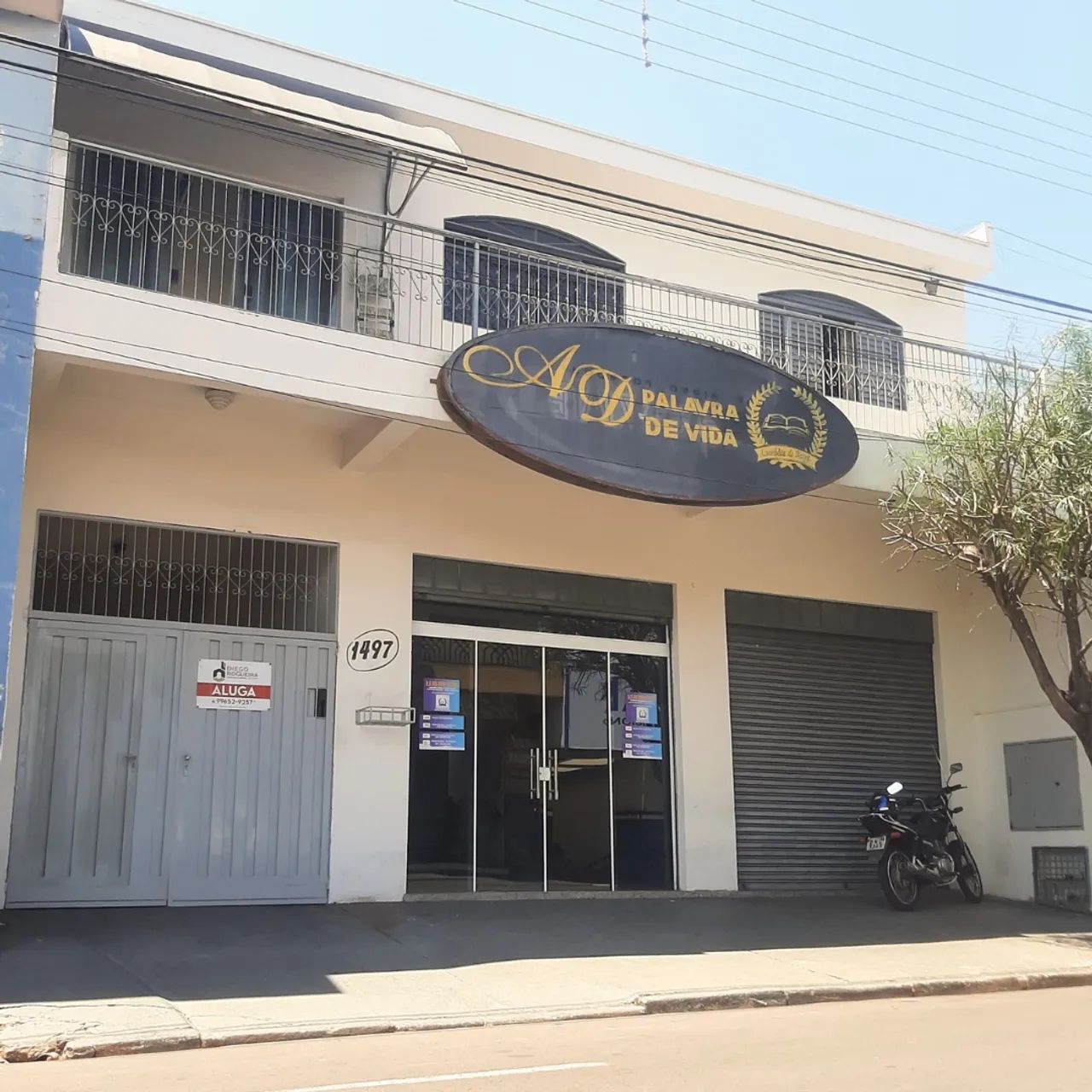 SOBRADO PARA LOCAÇÃO NO CENTRO DE PIRAPOZINHO