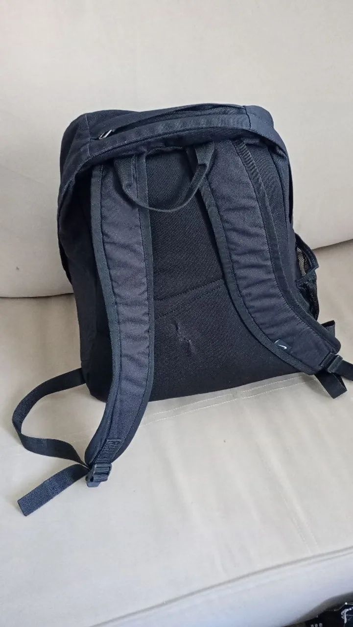 MOCHILA NIKE  PRETA GRANDE  COM ESPAÇO PARA O NOTEBOOK <br> 4  COMPARTIMENTOS  - Foto 4