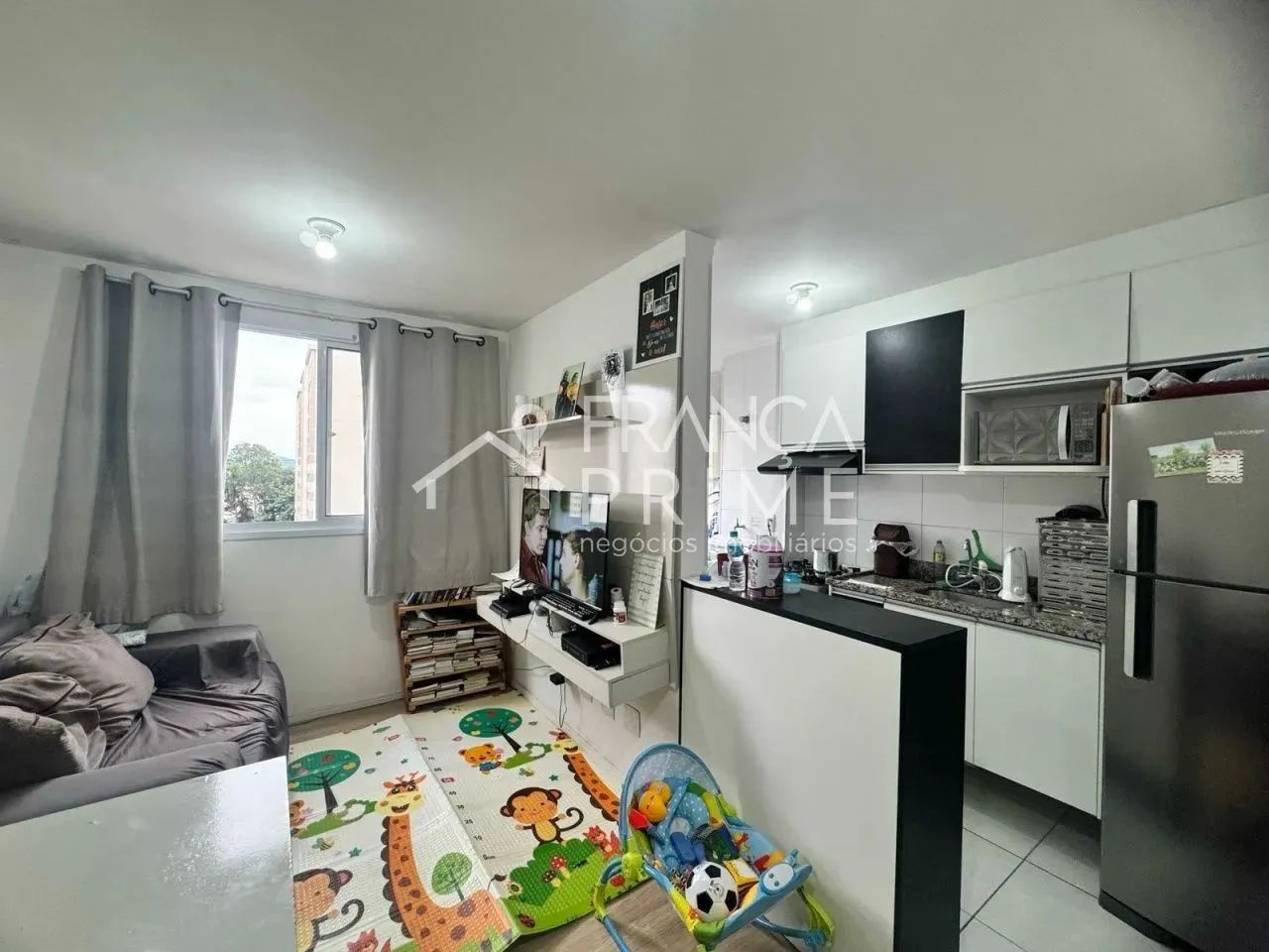 Apartamento 2 dormitórios próximo ao Shopping Tietê !!