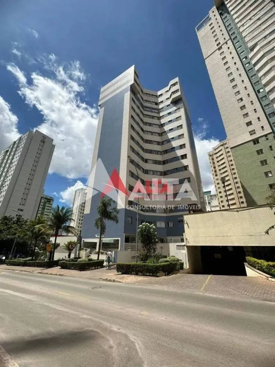 Apartamento 04 quartos / 02 suites para locação no Ed Saphira Aguas Claras