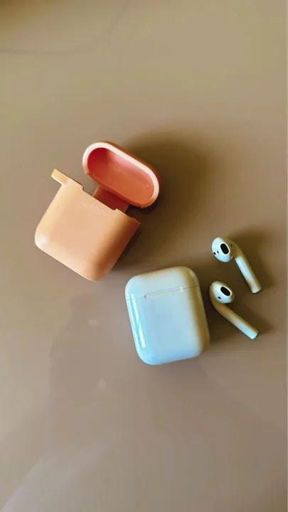 AirPods original Apple 2 geração + Case de brinde