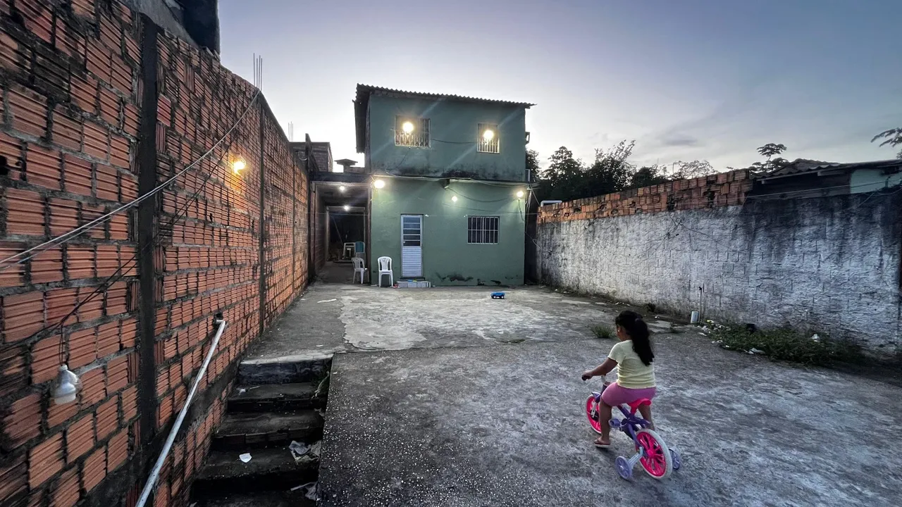 //Casa no João Paulo com quintal e garagem