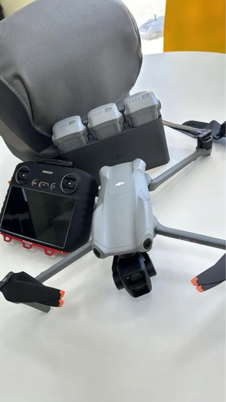 Drone DJI Air 3 Fly More Combo + acessórios 