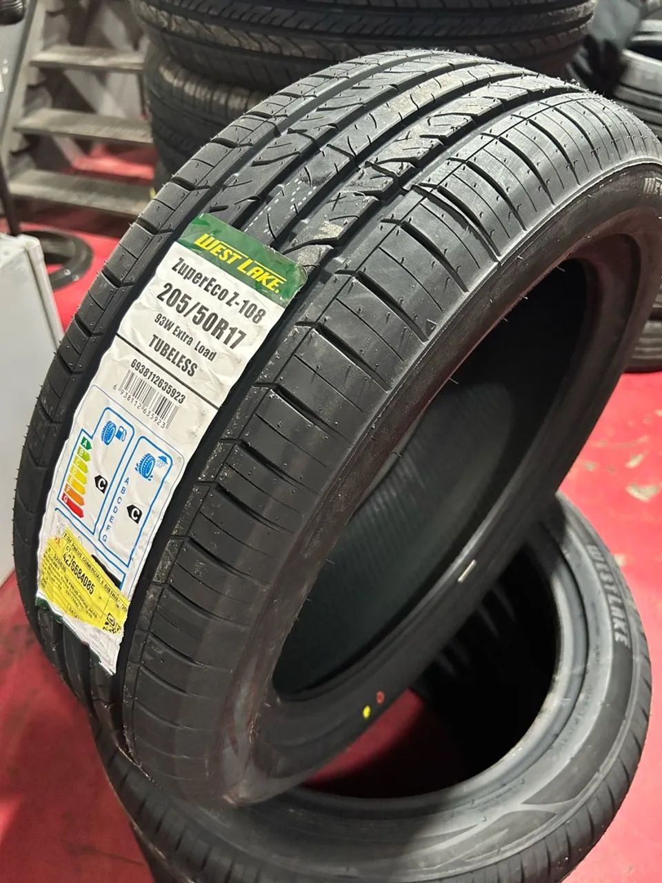 02 Pneu West Lake ZuperEco Z-108 205/50R17 93W - Peças para carros