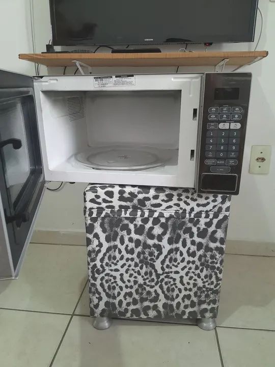 Microondas Cônsul 31 litros