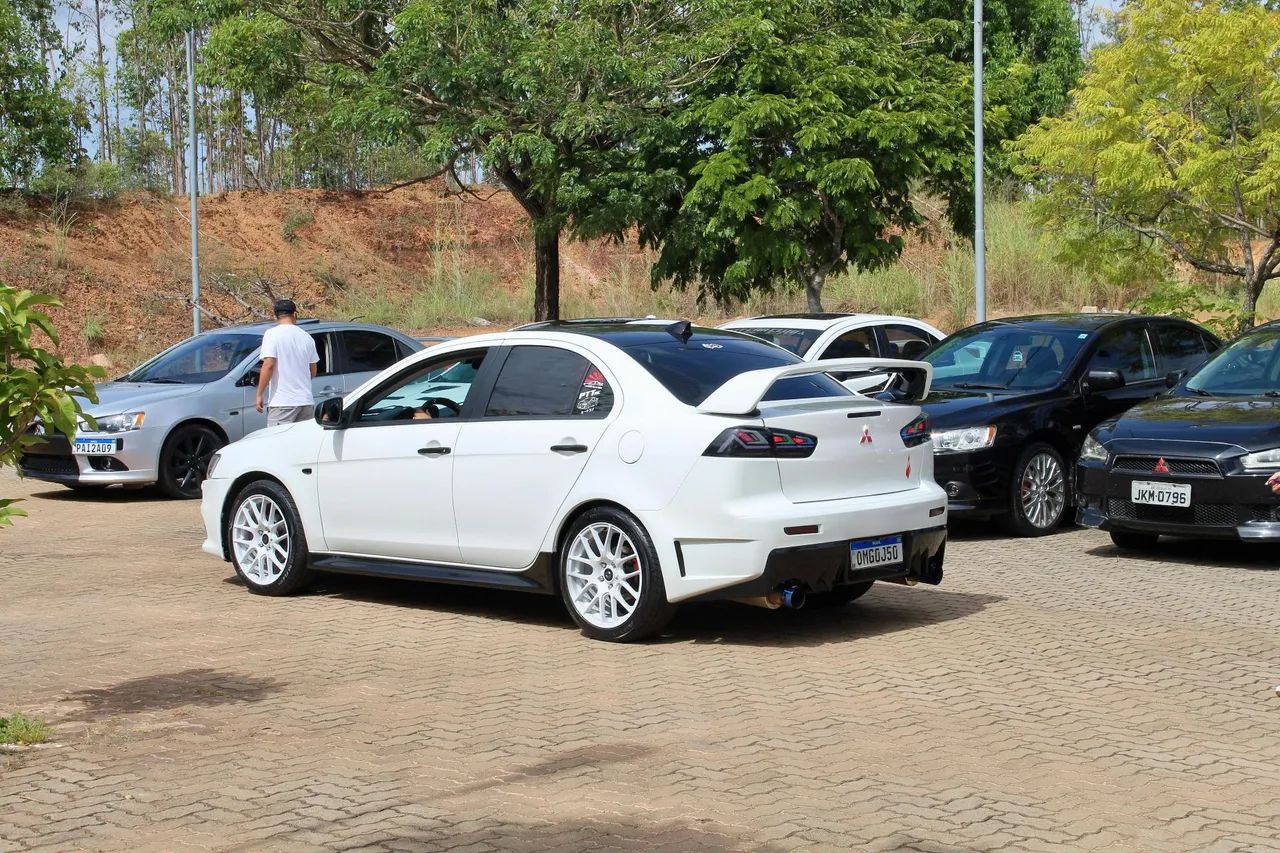 Para choque modelo FQ 400 Mitsubishi Lancer  - Foto 3