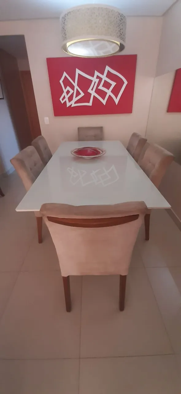 Mesa de Jantar Elegante com Tampo Vidro e 6 Cadeiras