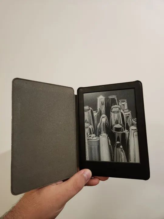 Kindle 10 gen - Com iluminação embutida - Perfeito estado