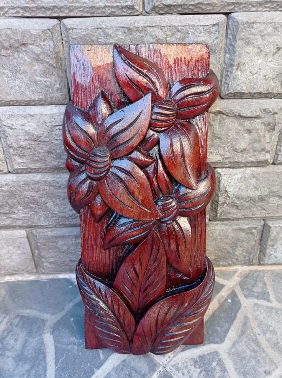 Escultura de Madeira Flores