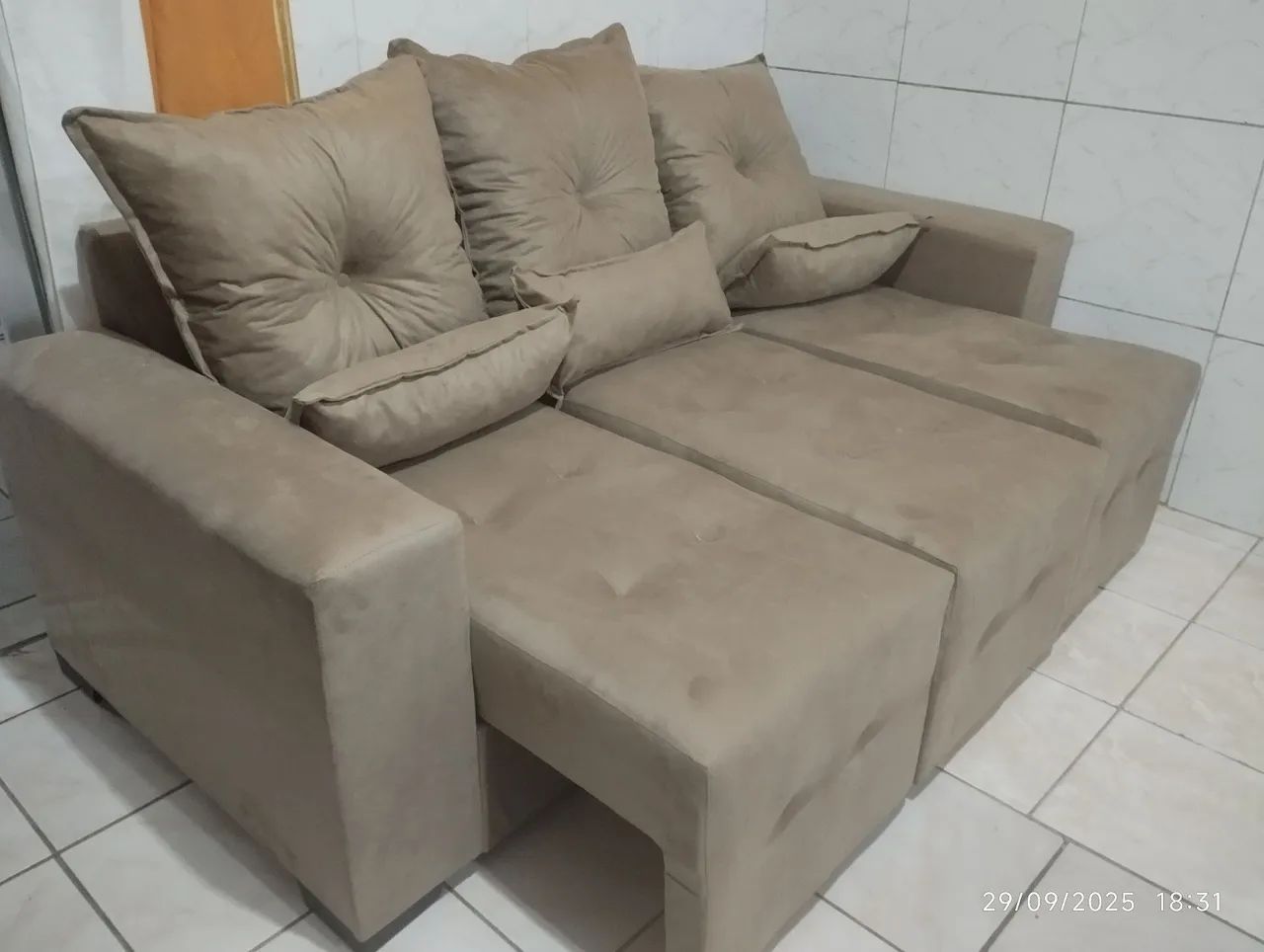 Sofá 2 metros retrátil cizana já com frete  - Foto 2