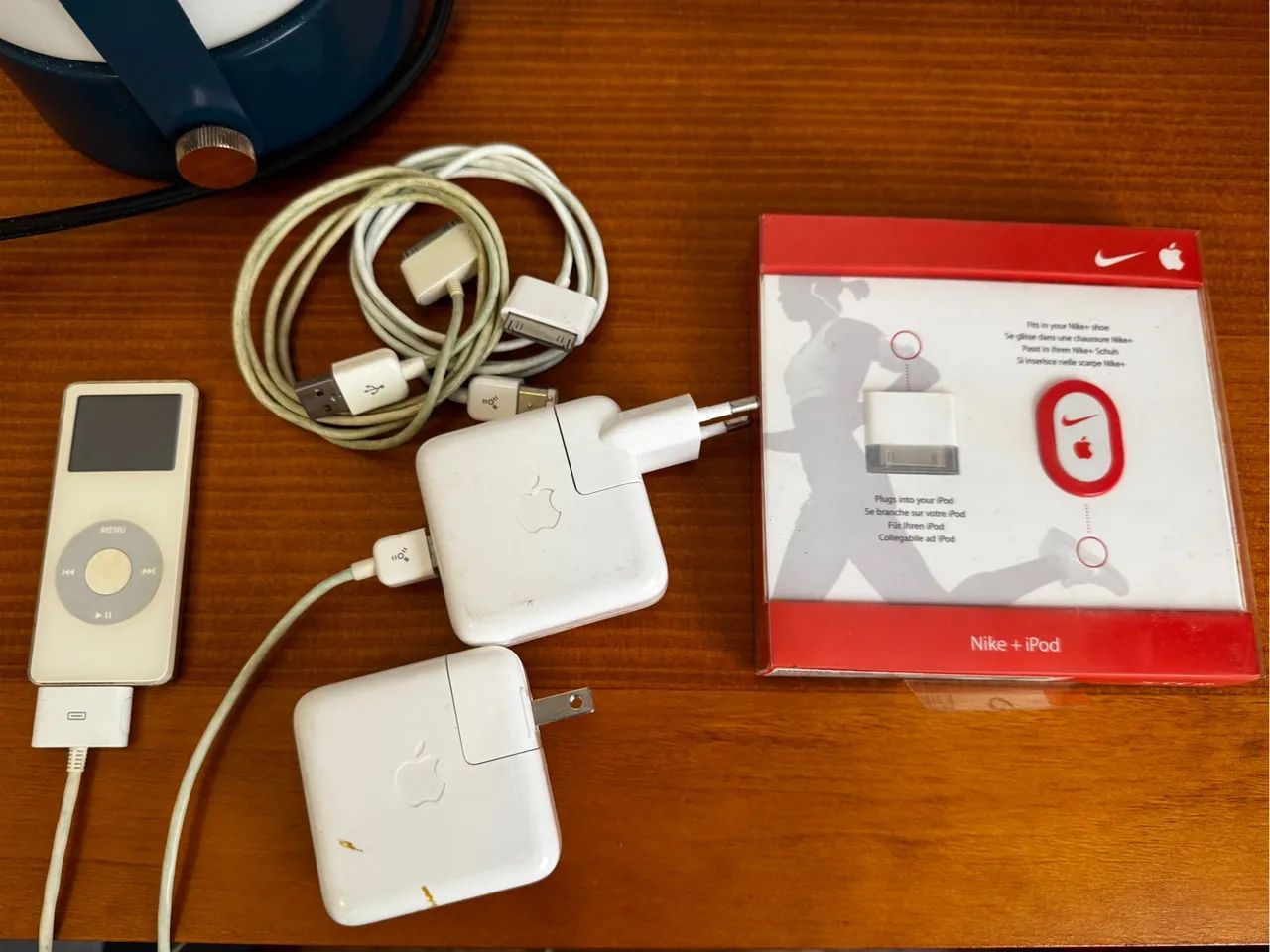 iPod nano 1ª geração 4GB (MA005FB)