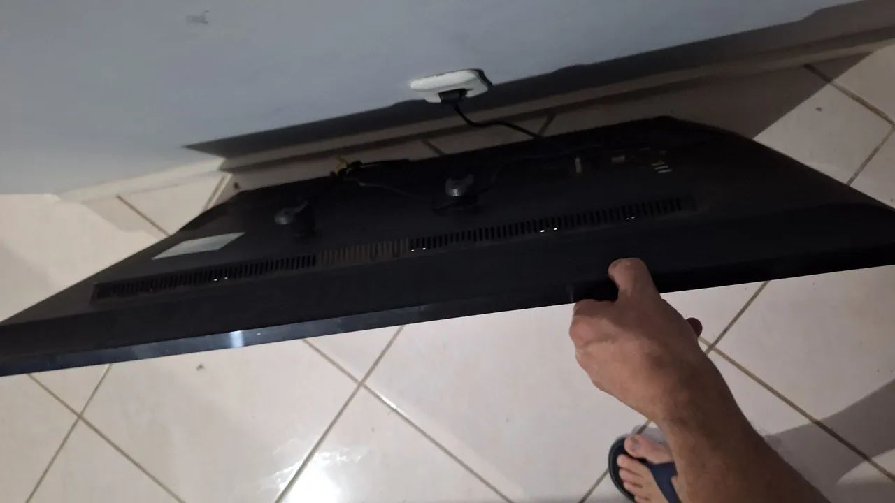 TV Smart Samsung 43" (UN43J5200AG) - Tela Quebrada - Para Peças ou Reparo - Foto 2
