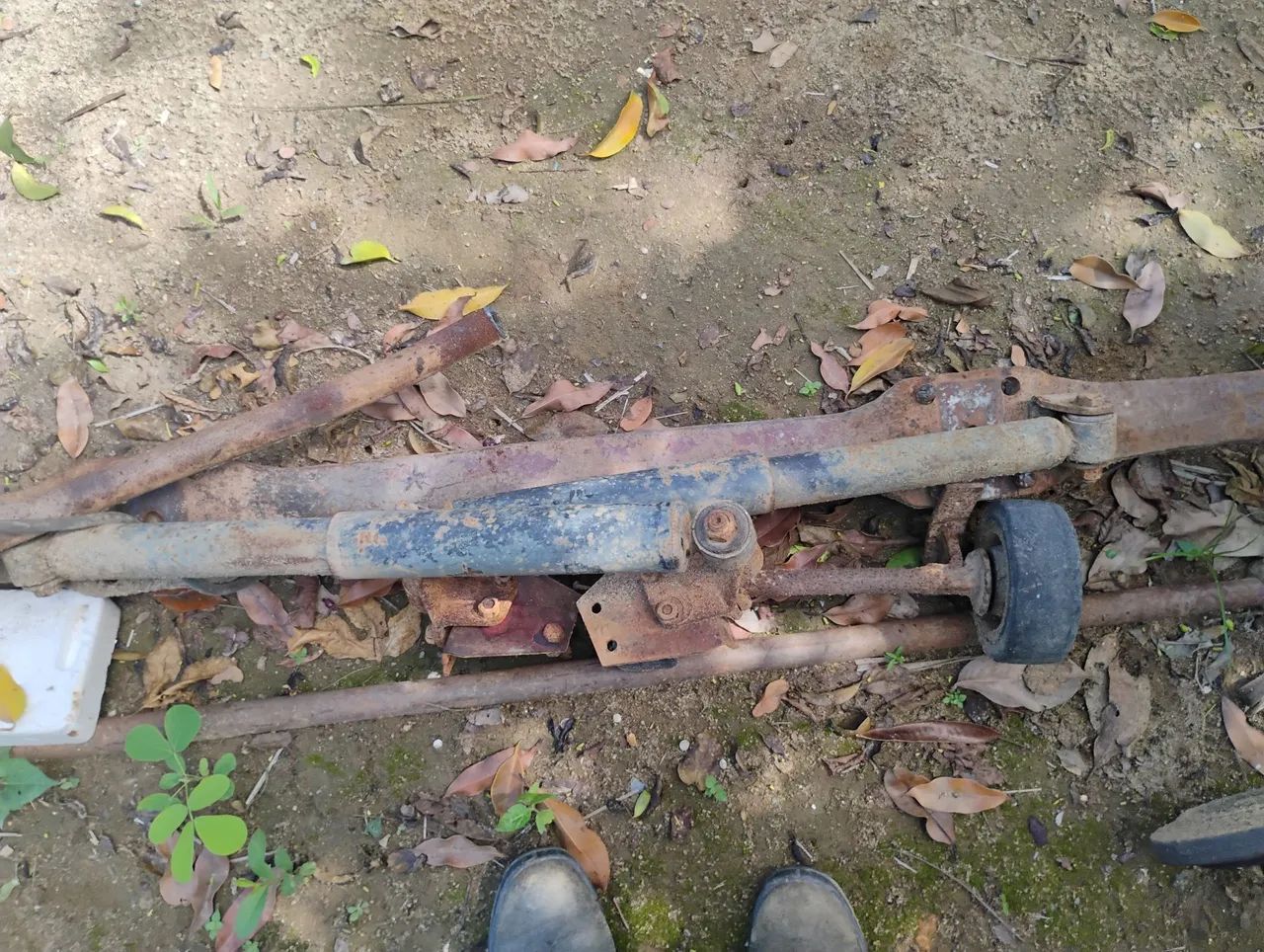 Par amortecedor dianteiro 1113 com suporte 