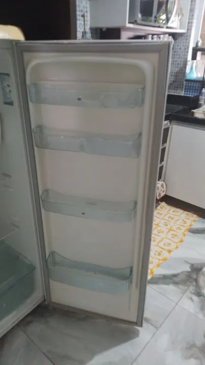 Geladeira em ótimo estado