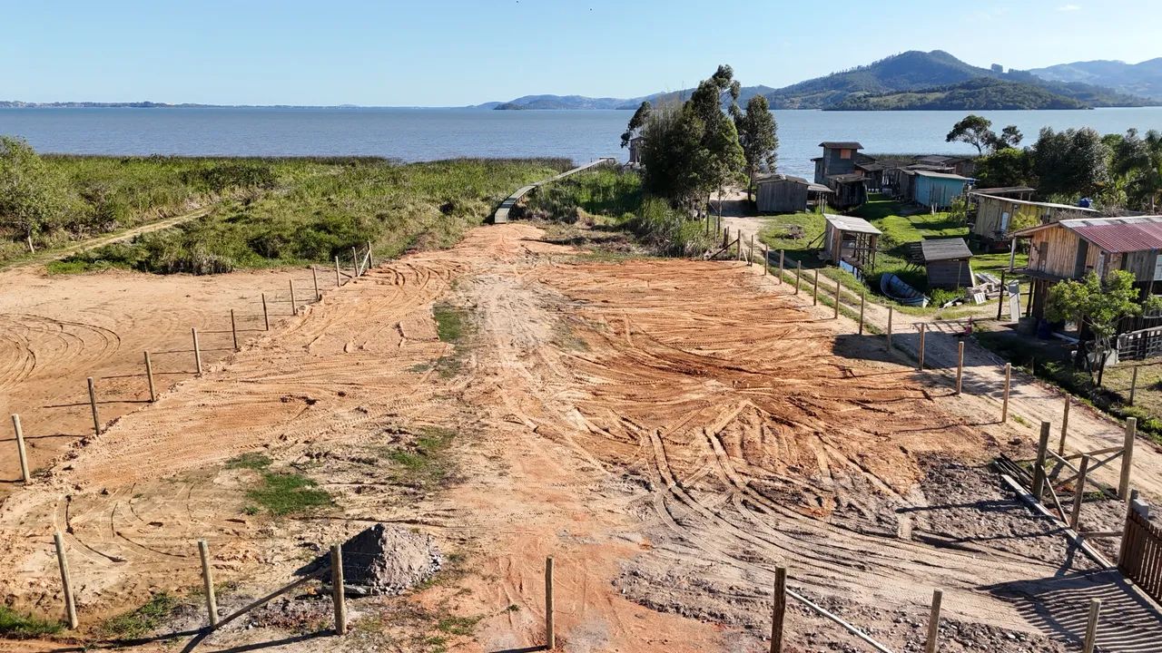 Área com fundos pra lagoa em Imbituba mirim  - Foto 5