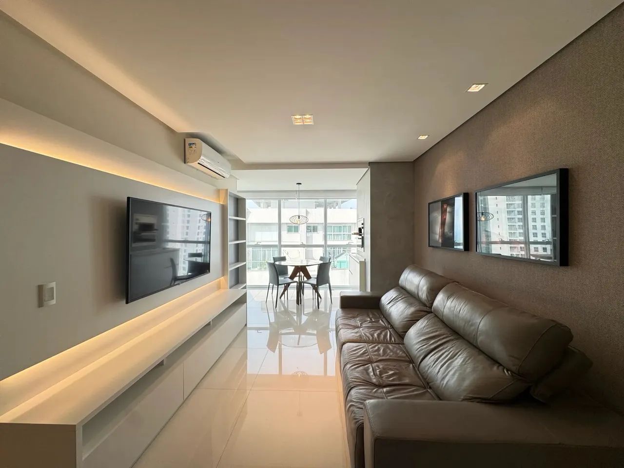 APARTAMENTO ALAMEDA JARDINS - 3 SUÍTES - LOCAÇÃO ANUAL - BALNEÁRIO CAMBORIÚ/SC.