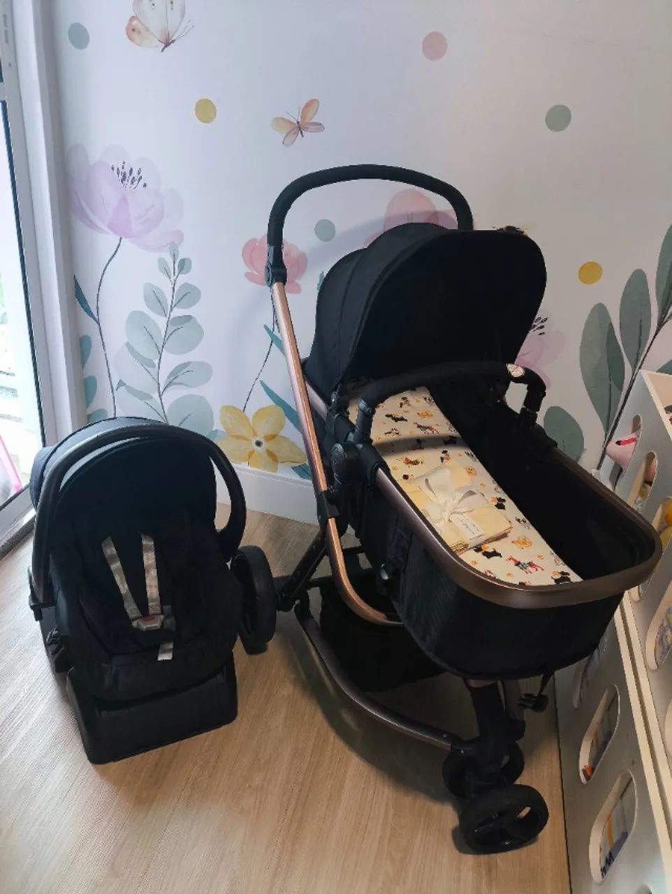 Carrinho de Bebê Galzerano Tessy 2 em 1 + BB Conforto + Base BB Conforto | Ótimo Estado!