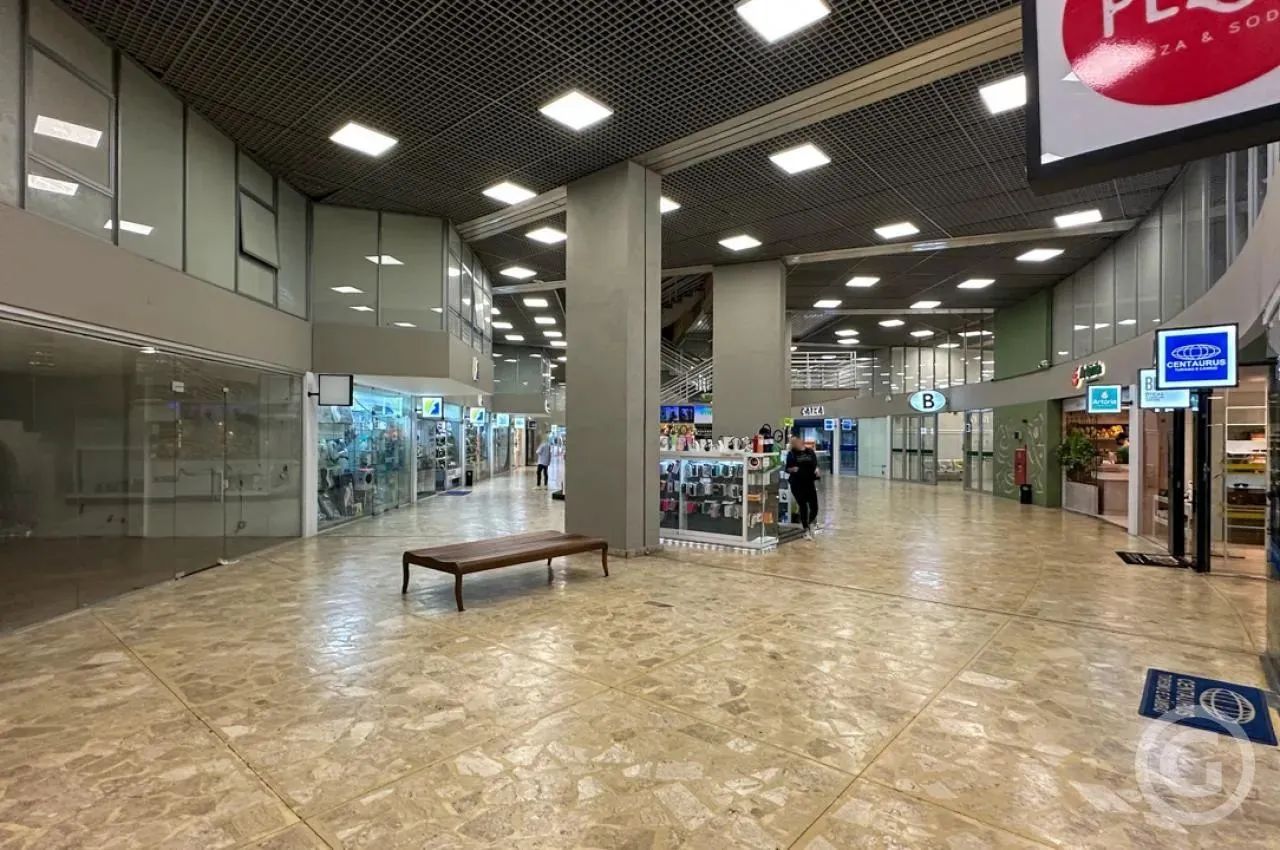 Loja com mezanino em ponto estratégico no Centro de Florianópolis - Foto 10