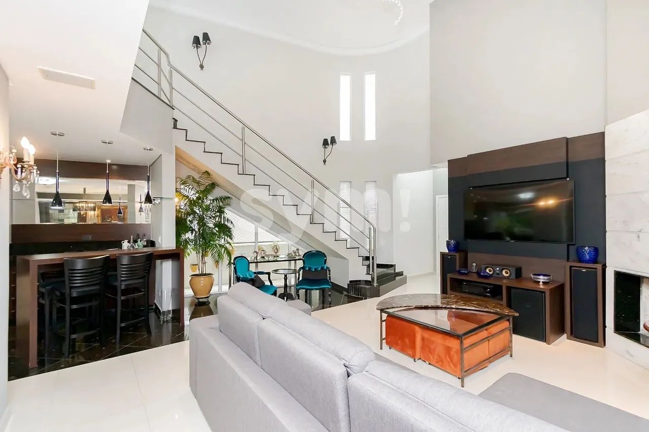 Casa em Condomínio com 5 dormitórios no C Comprido - Foto 3