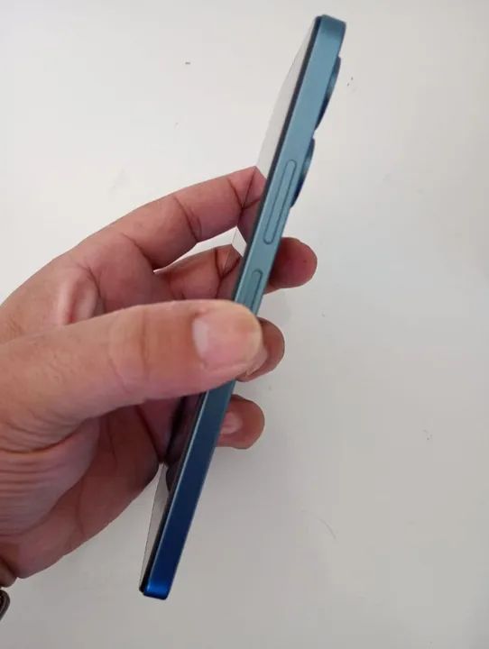 Smartphone Android com tela de 6.7 polegadas - Foto 2