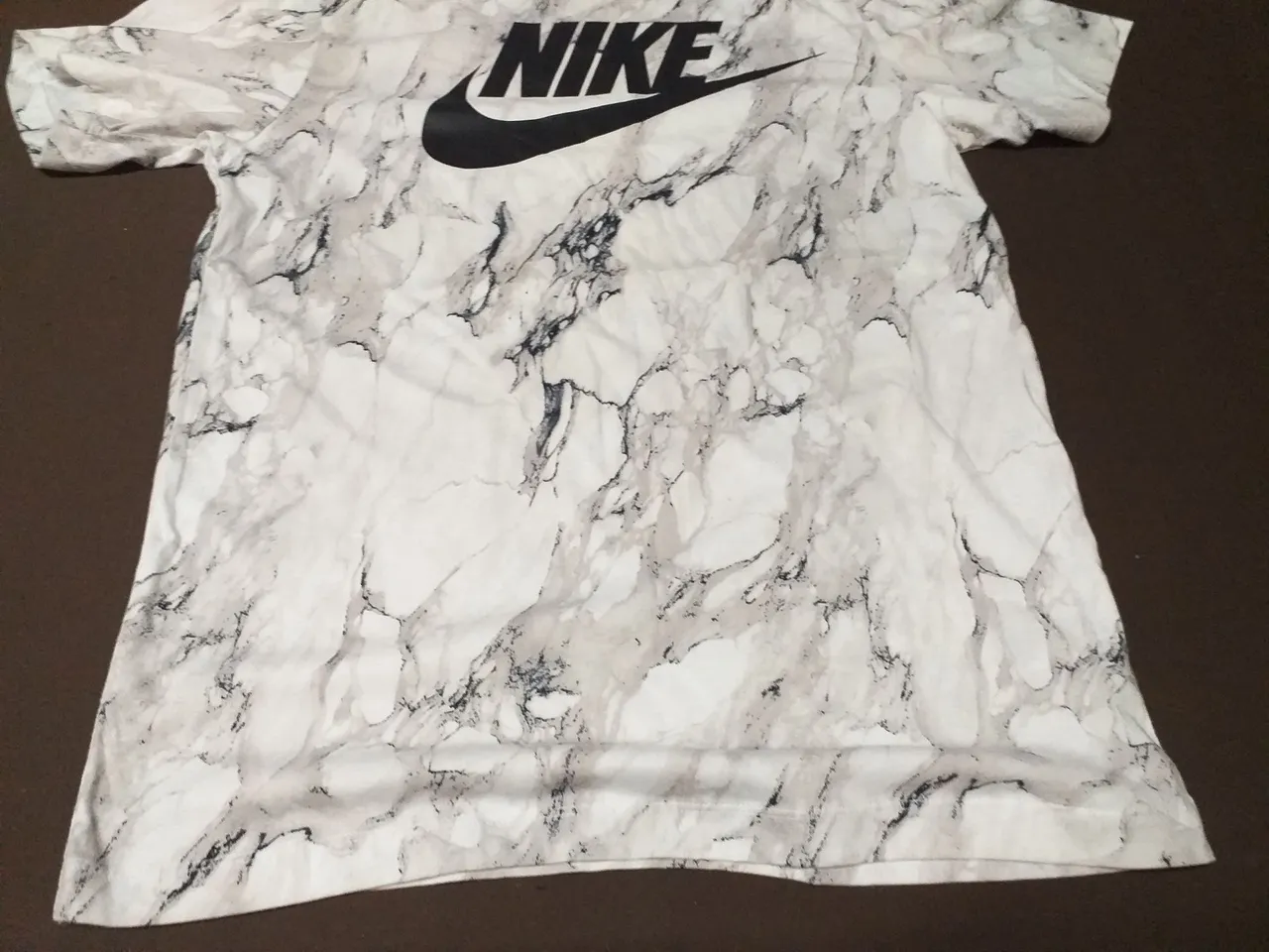 Camiseta Nike Marble