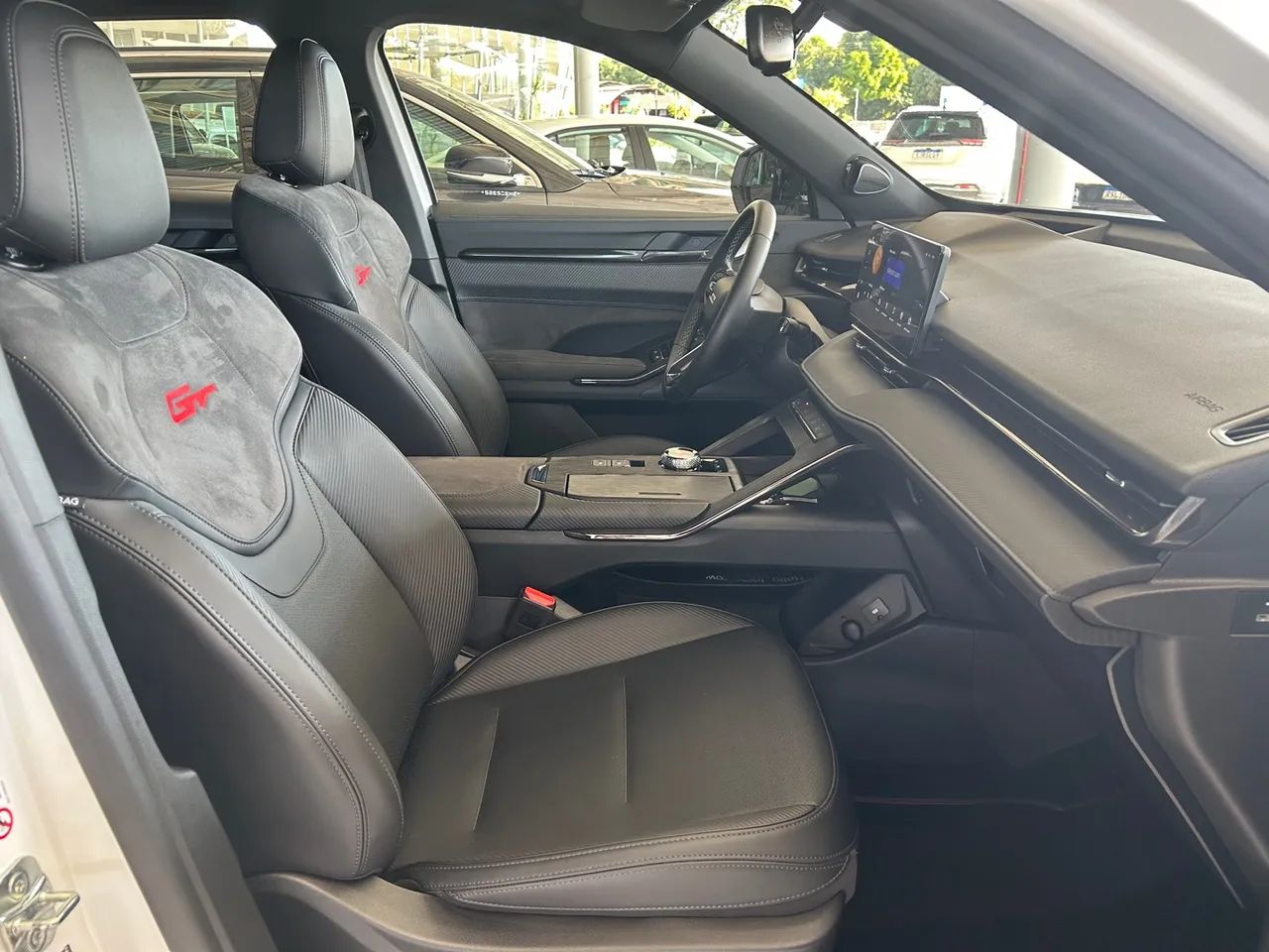 GWM HAVAL H6 GT PHEV AWD 2024/2025 KM:48MIL COR: BRANCO  - Foto 5