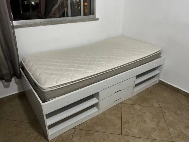 Cama de Solteiro Branca