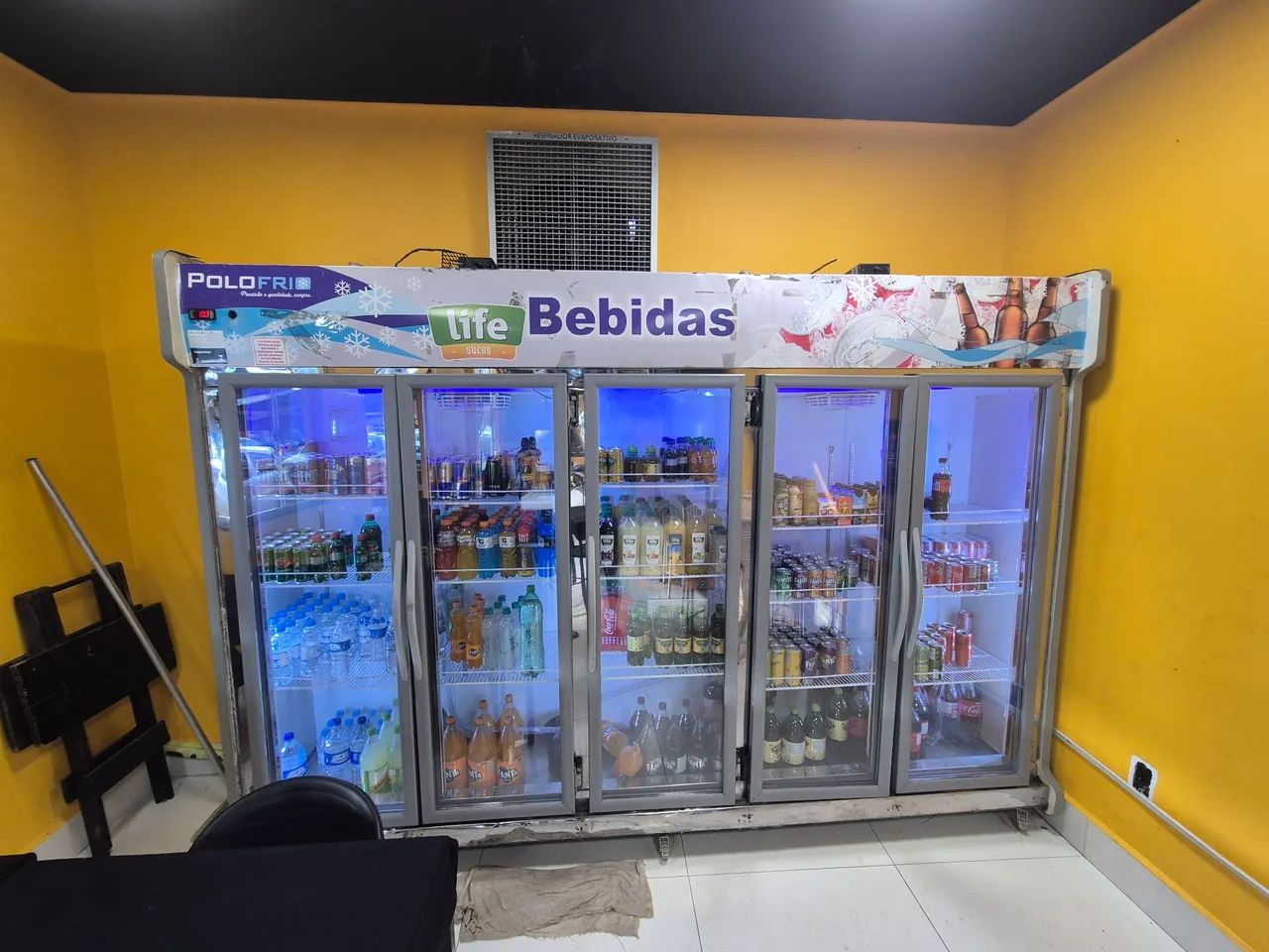 Freezer Expositor de Bebidas 5 portas LED - Foto 2