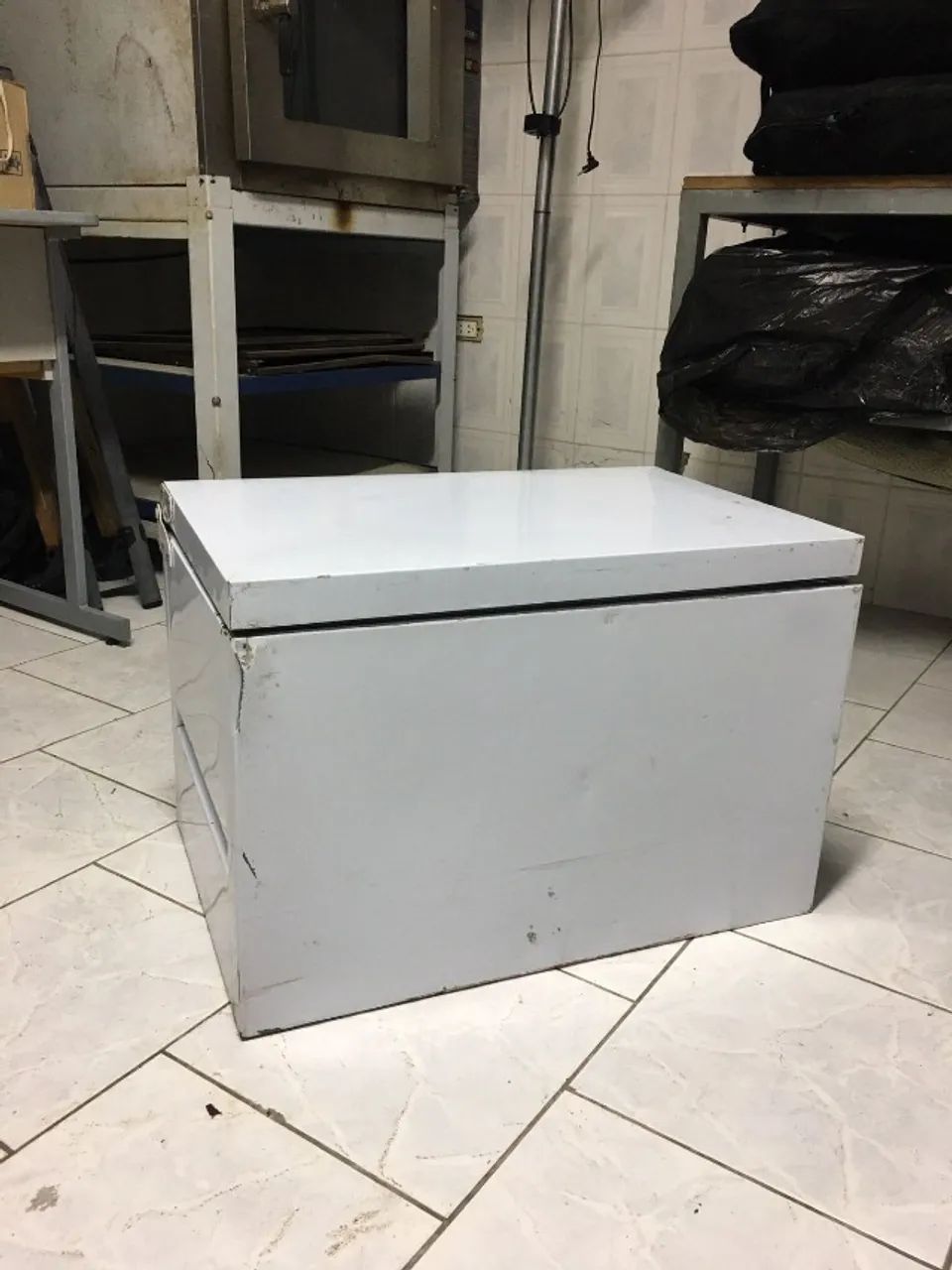 Caixa térmica metal - 67x43x46 - Foto 4