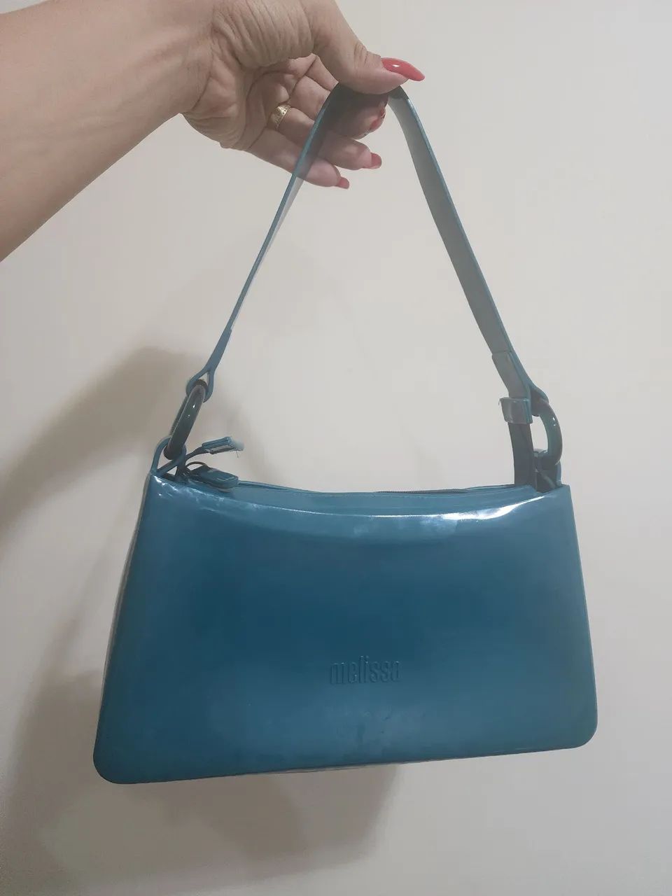 melissa hoop bag no site 289,90 e aqui 180,00 - Foto 2