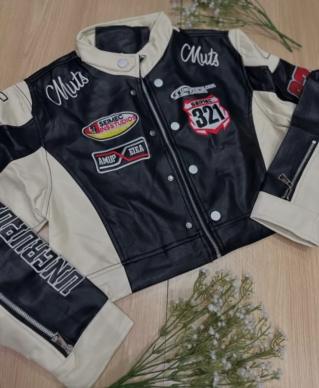 Jaqueta Racing Feminina Estilosa e Moderna