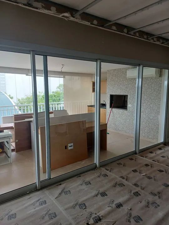 Porta Balcão 5,20x2,20. 3 Folhas Correm.