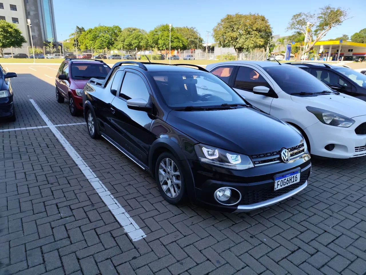 Saveiro Cross 