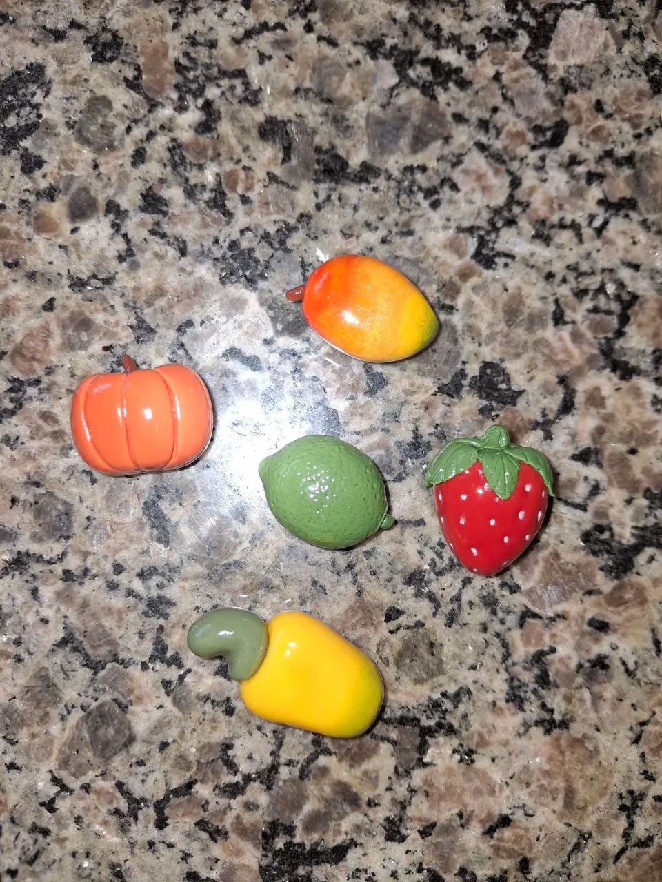 Imãs de geladeira de biscuit - Foto 3