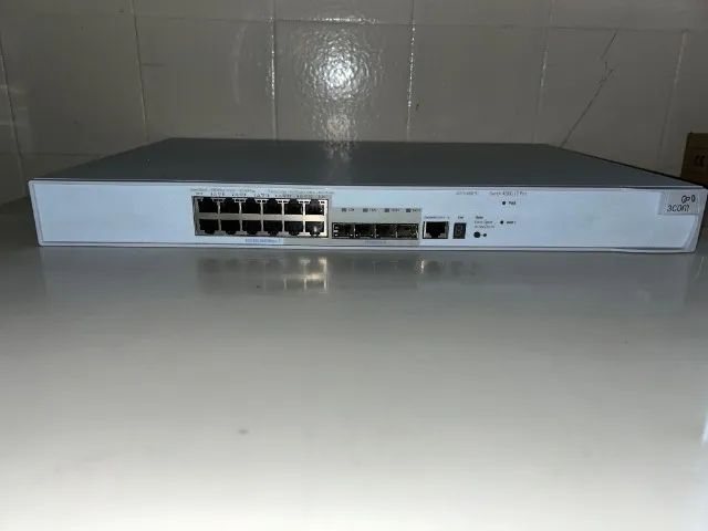 switch 3com 4200G 12 PORT