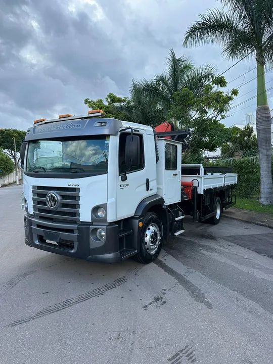 VOLKSWAGEN 17-230 E Constellation 2p (diesel)(E5) - Foto 2