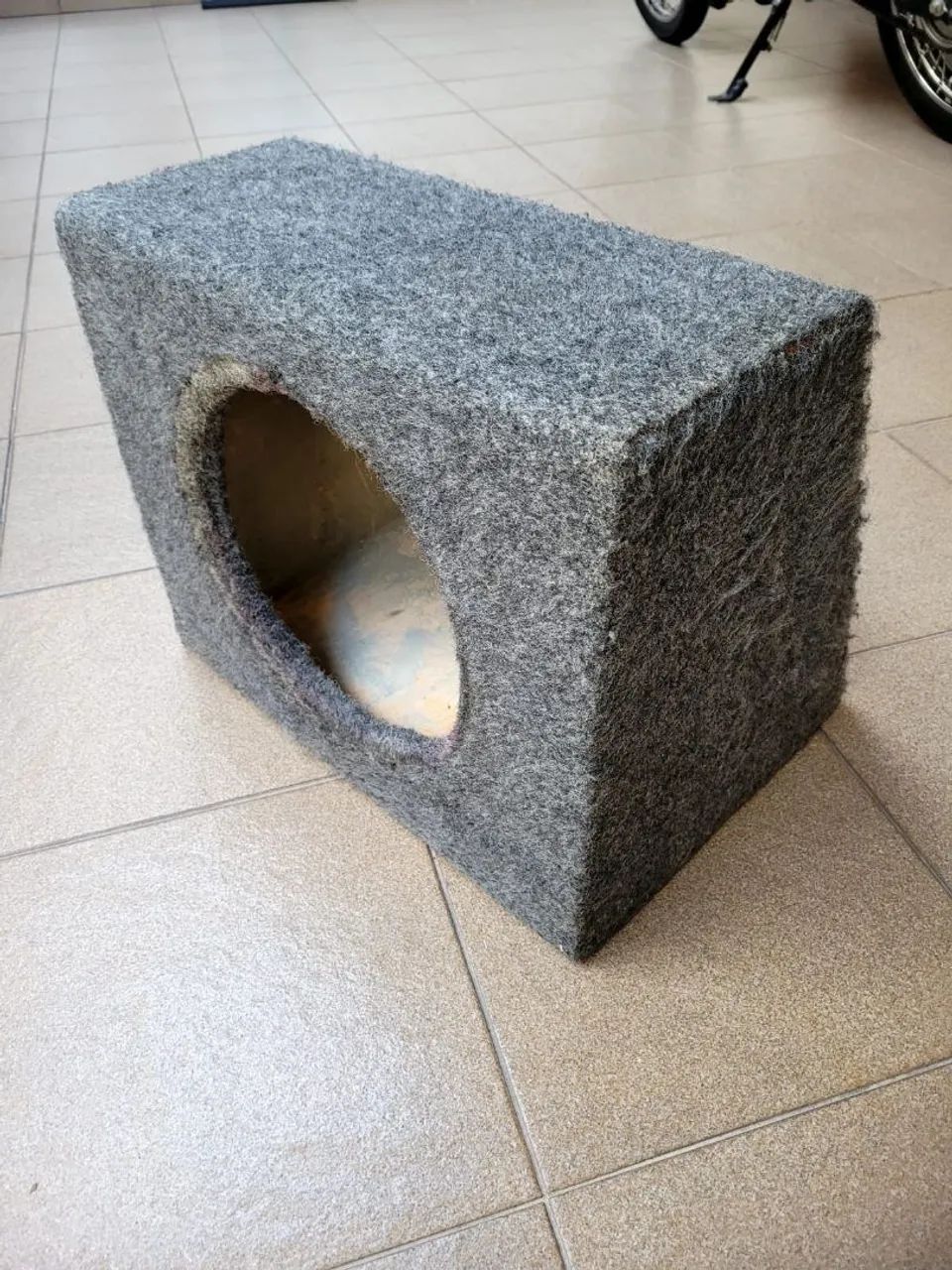 Caixa Subwoofer Automotivo Vazia
