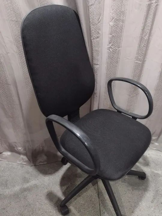 Cadeira de Escritório  tipo presidente  - Foto 3