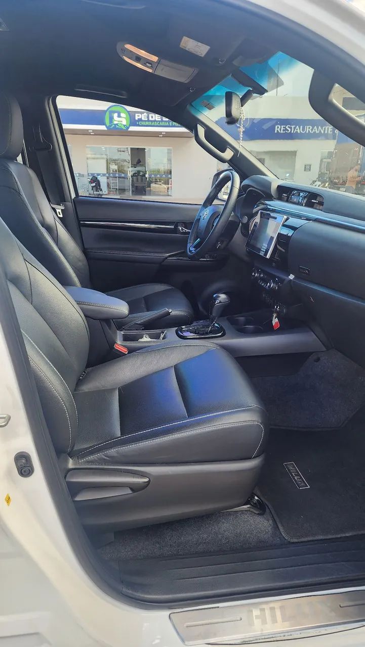 Toyota Hilux CD SRX 4X4 2.8 TDI 16V Diesel Aut. 2019 - Foto 12
