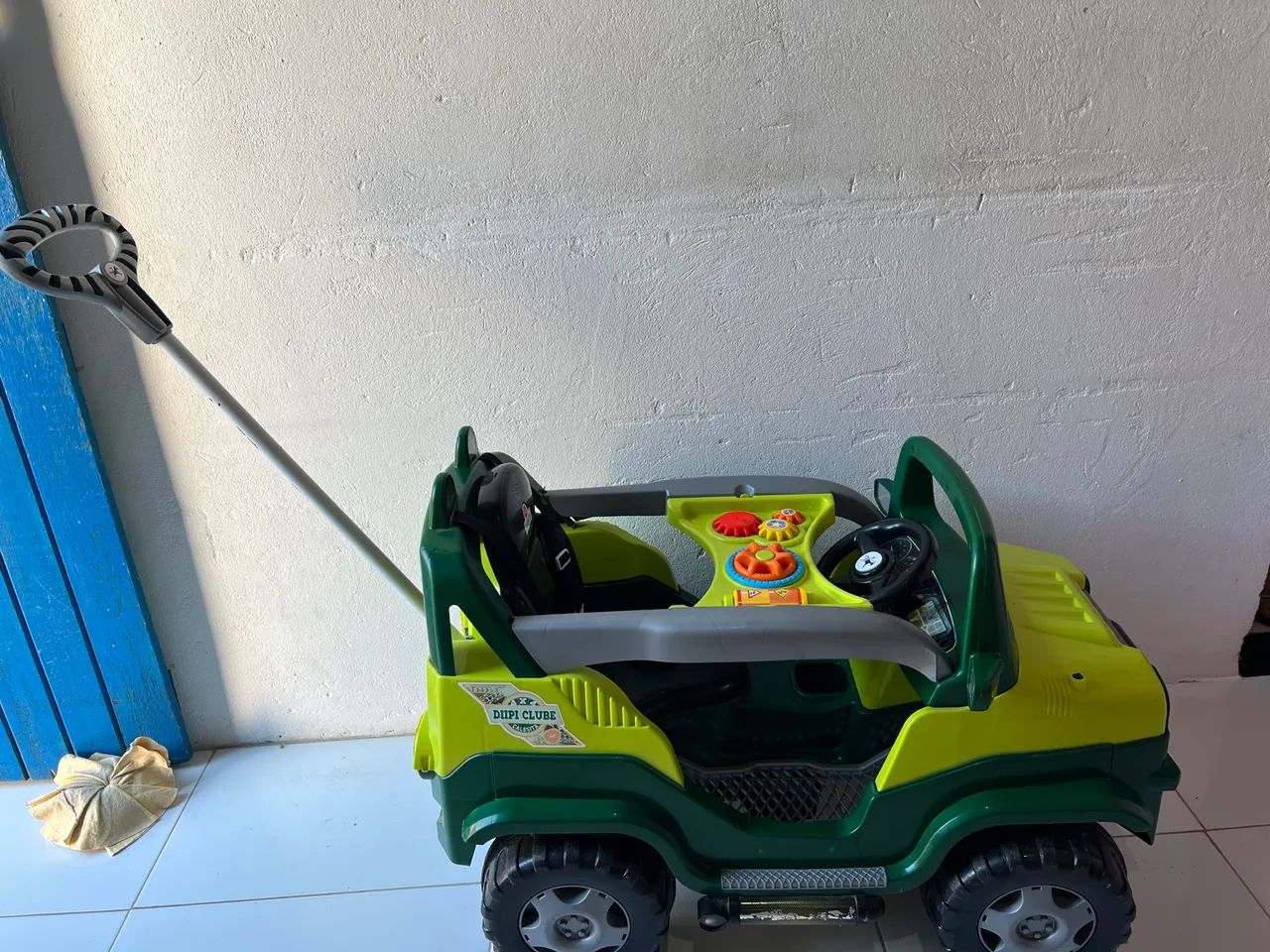 Carro de passeio infantil 