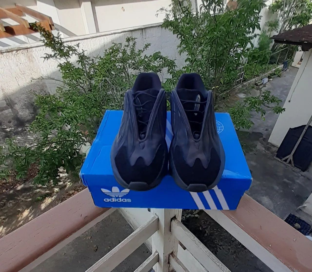TÊNIS *OZRAH* ADIDAS 44 preto  - Foto 2