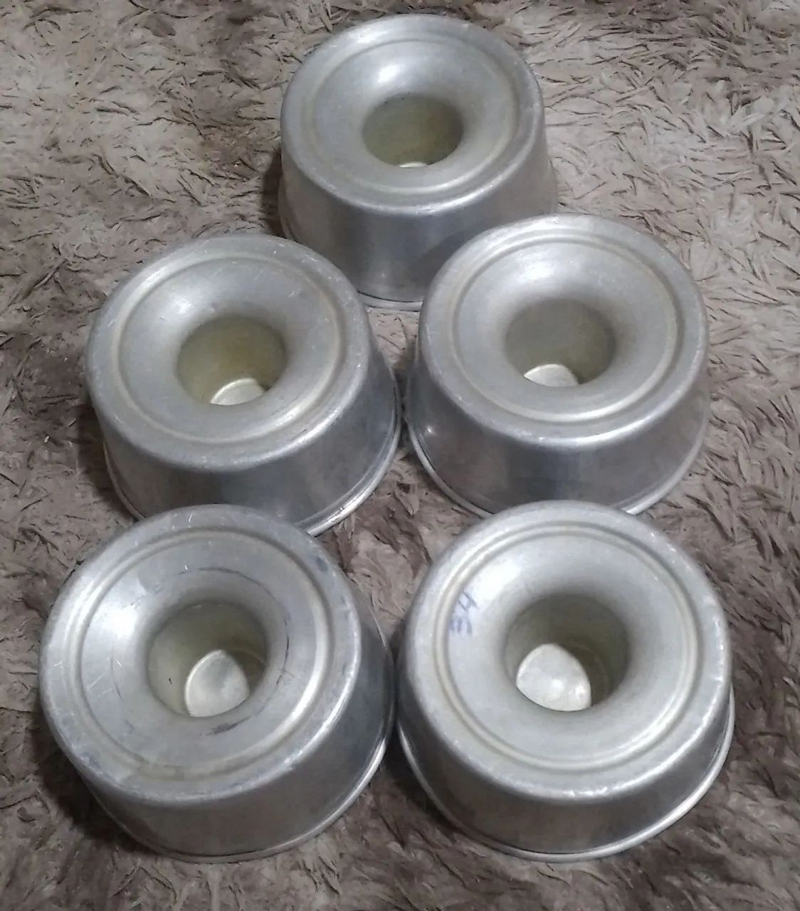 Bolo.64276683791105120