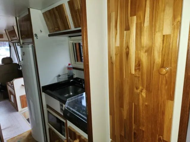 Motorhome Microonibus com muito espaço, completissimo.  - Foto 9