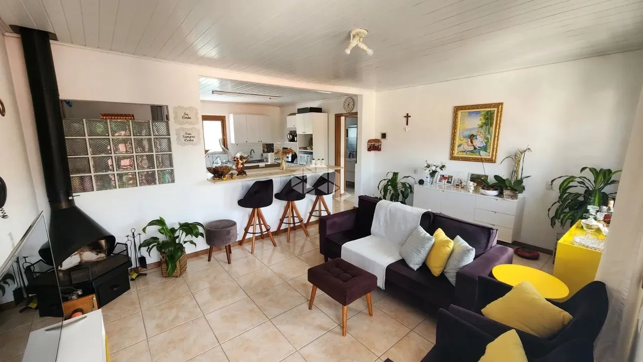 Casa Semi Mobiliada | com 160m² e ótima localização!!!! ***O APARTAMENTO É O PONTO FORTE!!