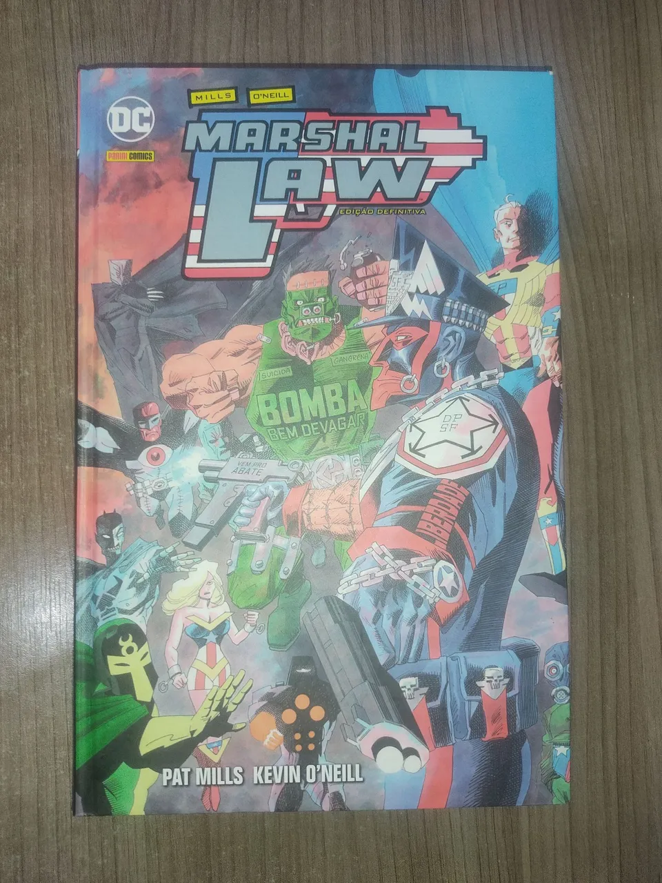 Marshal Law Edição Definitiva (Panini)